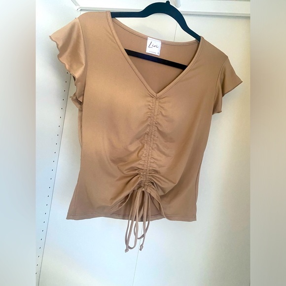 Livi cream top - Picture 2 of 3